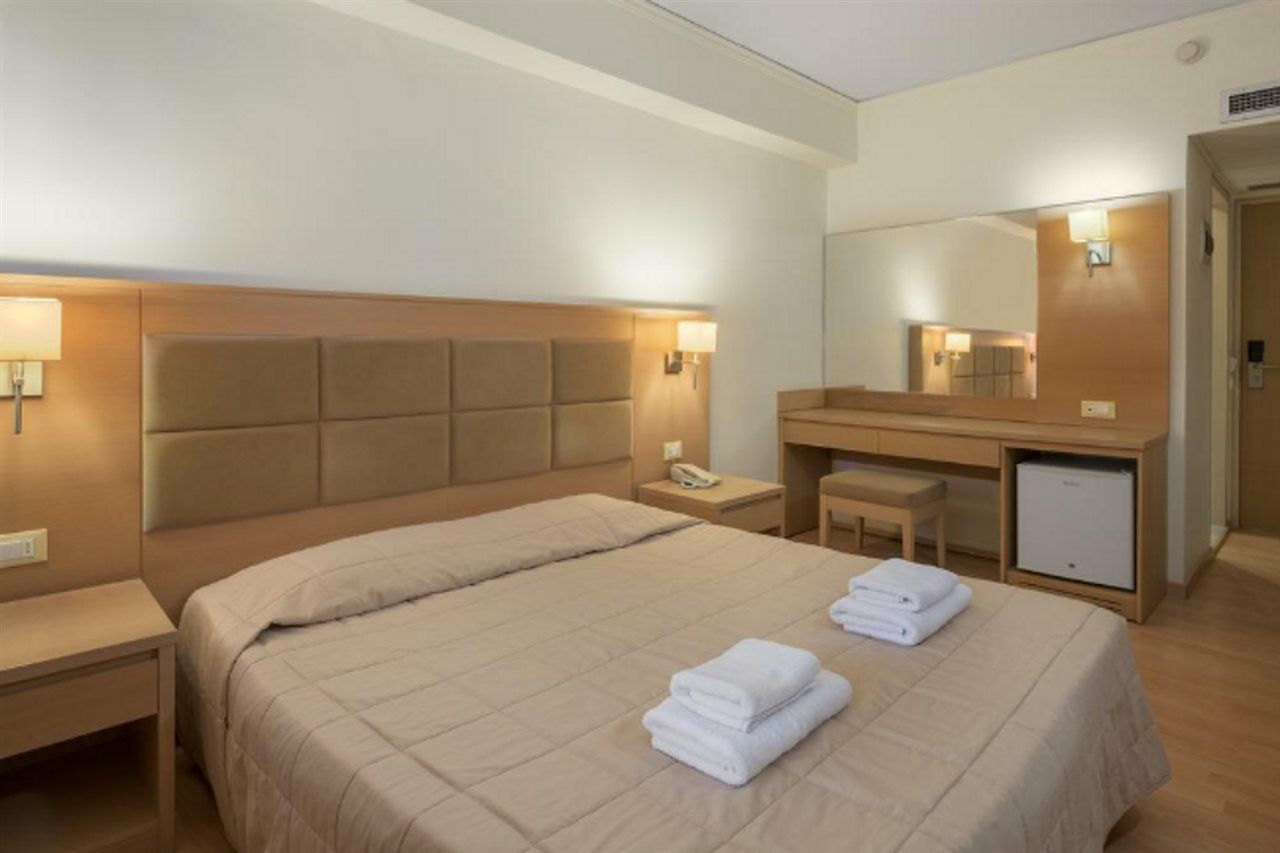 Island Resorts Marisol Rhodes City ภายนอก รูปภาพ